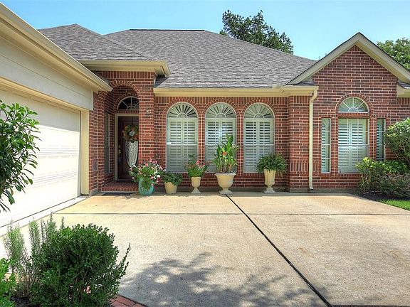 2nd image of 314 Bay Spring Dr