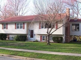 25 Jerome Ln, Milford, CT 06460