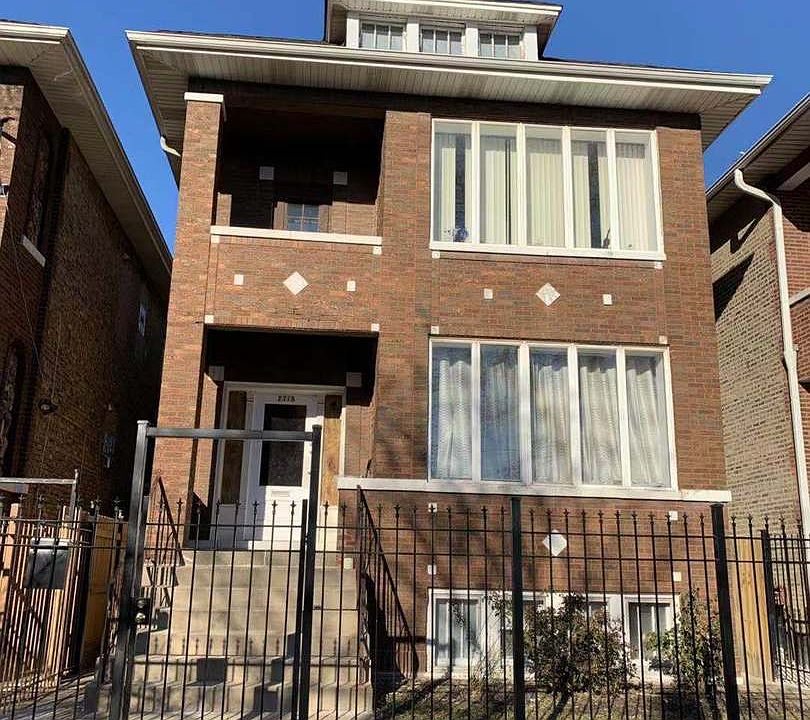 1st image of 2718 W 42nd St