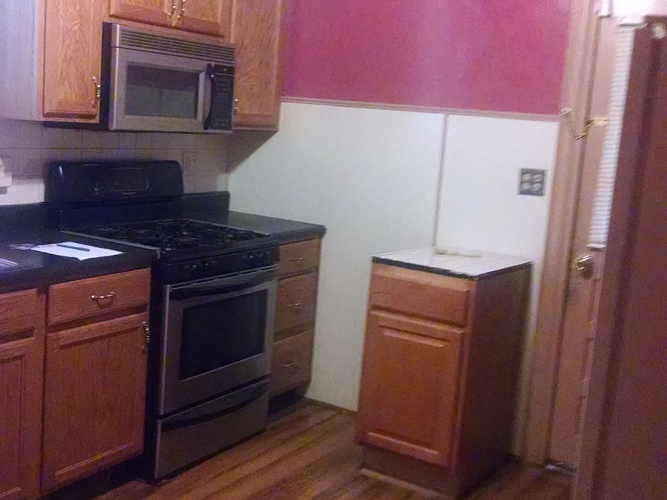 1st image of 2124 Edmund Ave
