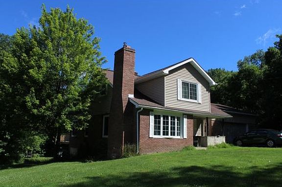 2nd image of 3519 Parkway St