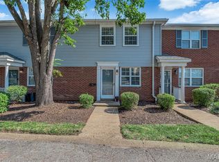 1438 Bluebird Ter, Saint Louis, MO