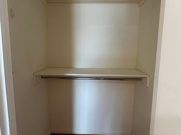 4th image of 7548 113th St APT 3B