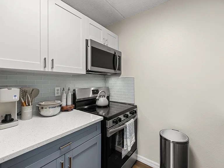 3206 W Azeele St #1-128 — Photo 4