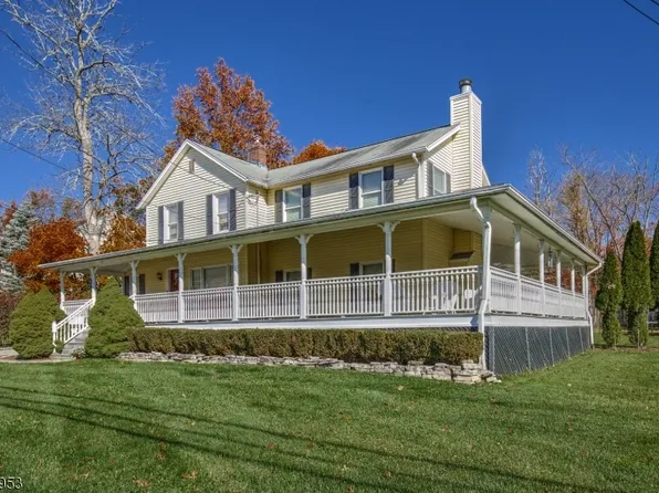 42 Peapack Rd, Far Hills Boro, NJ 07931
