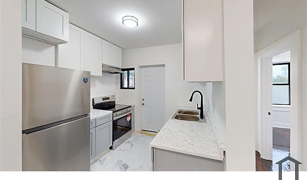 1st image of 7507 S Yates Blvd