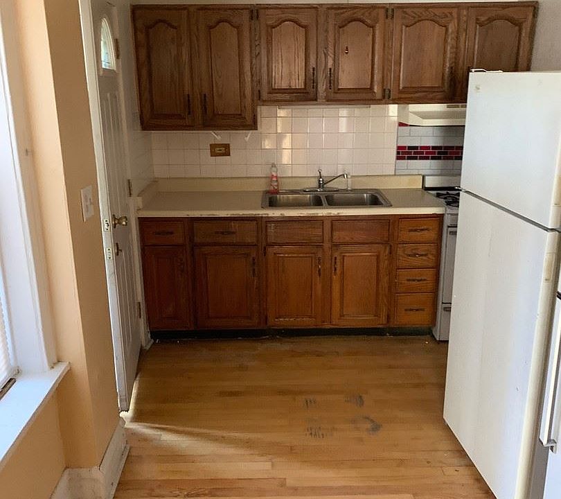 2nd image of 3422 N Lavergne Ave #1