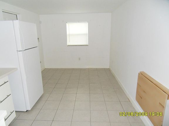 Living room / Kitchen