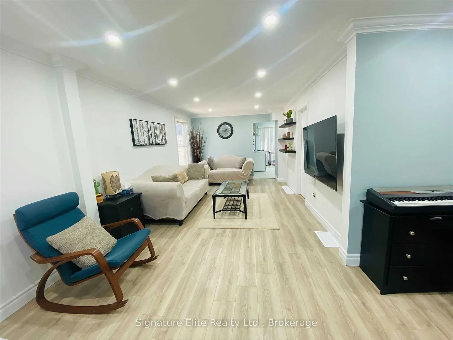 4 bed, $2,745 — Photo 2