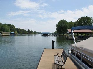 4268 Candlewood Dr, Sherrills Ford, NC 28673