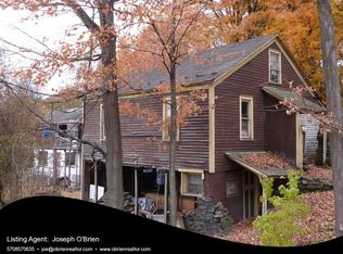 233 Hudson St, Hawley, PA 18428