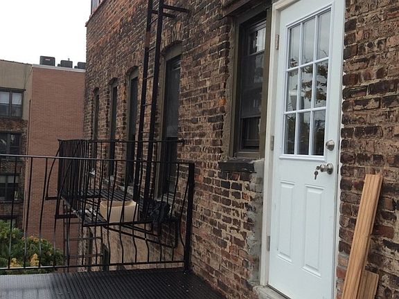 4th image of 292 Bedford Ave APT 4E