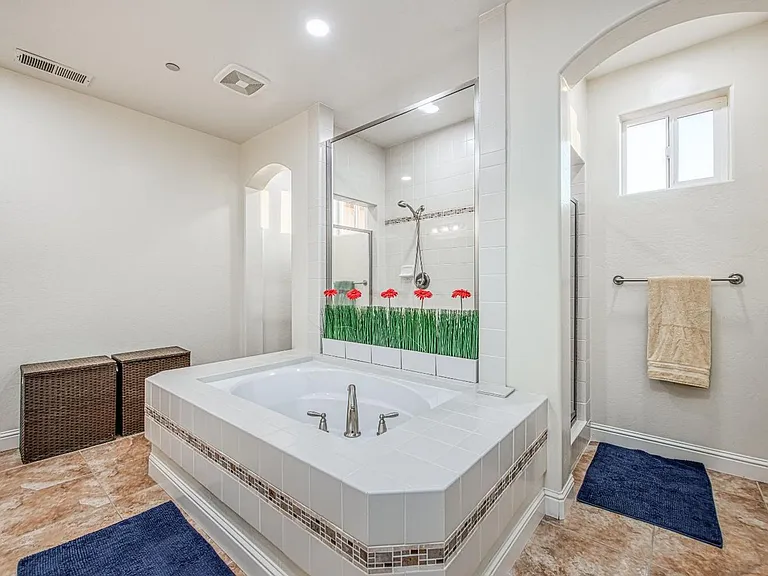 10509 N Sierra Vista Ave — Photo 44