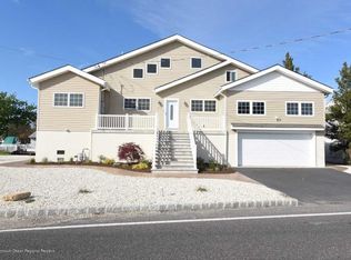 312 Silver Bay Rd, Toms River, NJ 08753