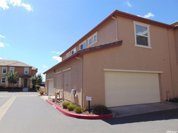 4th image of 302 Blossom Rock Ln #54