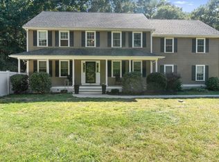314 Wethersfield St, Rowley, MA 01969