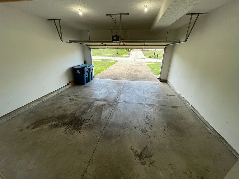 321 Arlington Meadows Dr — Photo 31
