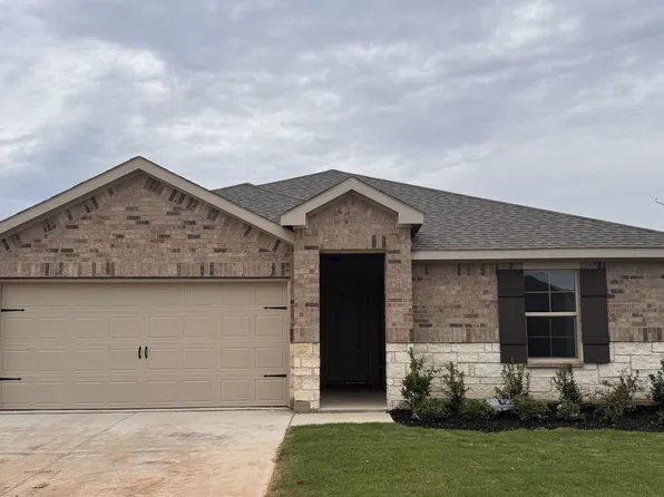 549 Arroyo Dr, Cleburne, TX 76033