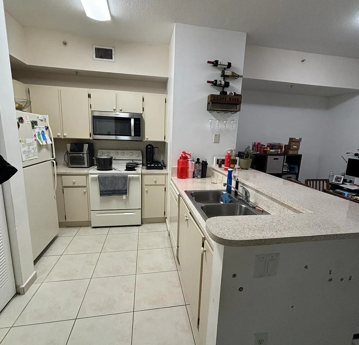 2 bed, 1790 sqft, $2,400 — Photo 3