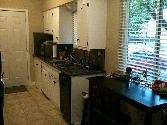 2nd image of 608 Decatur St