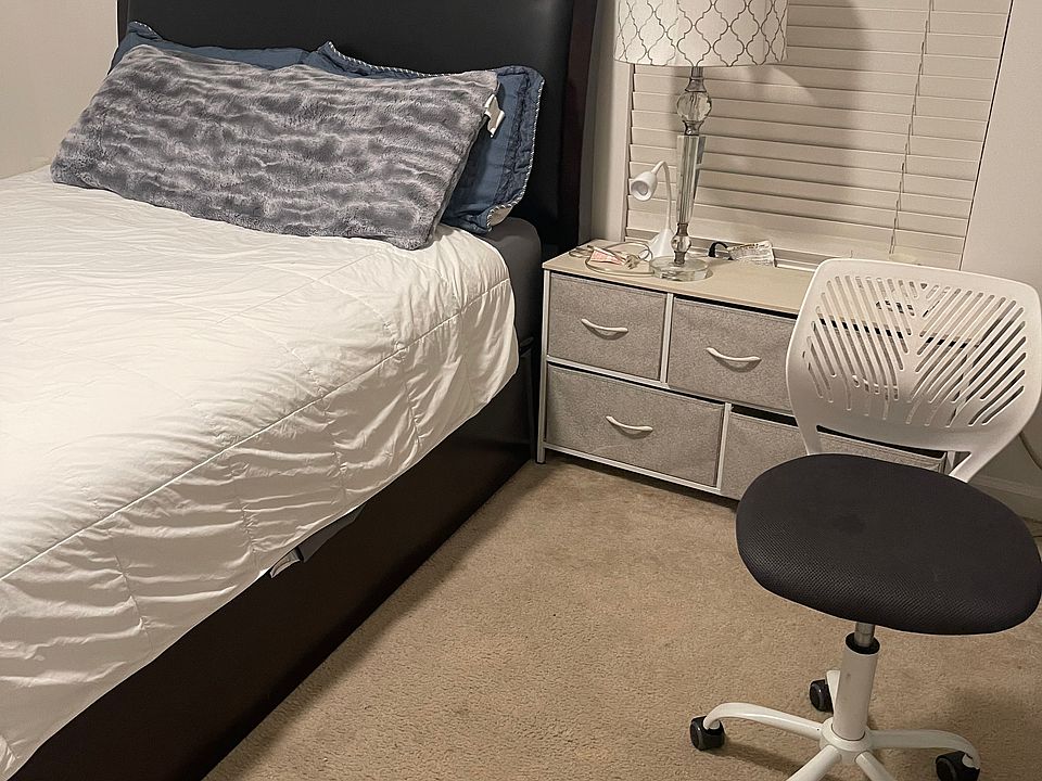 1st image of 7217 Silver Thorn Way