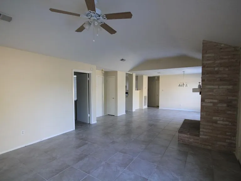 24002 Silversmith Ln — Photo 8