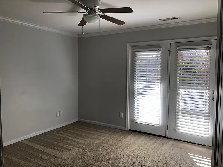 1014 Summerhouse Rd — Photo 8