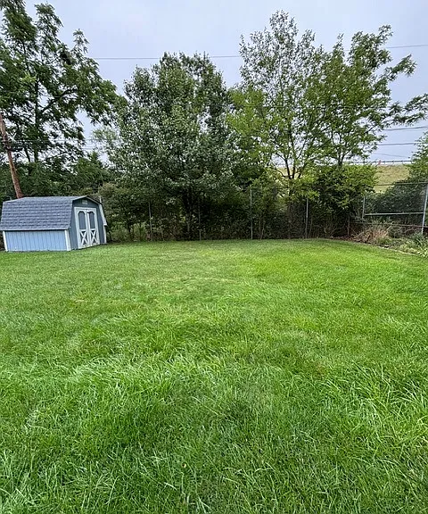 1785 Parkway Dr N — Photo 24