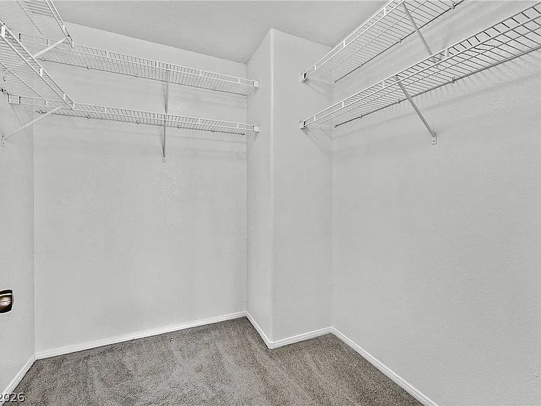 6355 Urban Creek Ct — Photo 15
