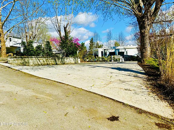 3rd image of LOT 132 Highway 73