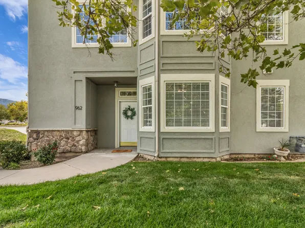 962 S Courtyard Ln, Centerville, UT 84014