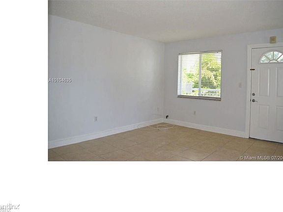 290 Navarre Ave Apt 305