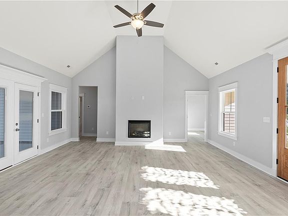 2nd image of 102 Copper Run Loop