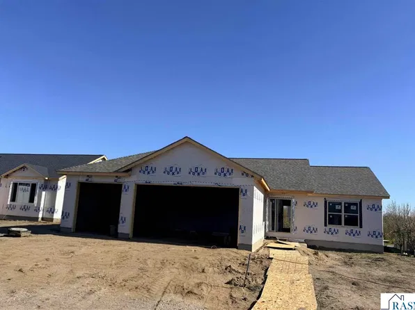 316 Falcon Run, Eagle Lake, MN 56024