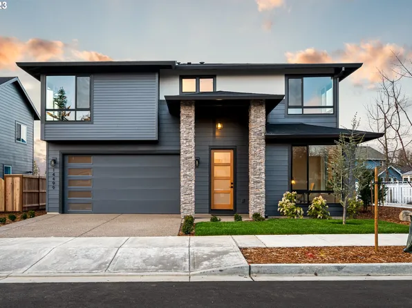 14499 Blue Mountain Way, Oregon City, OR 97045