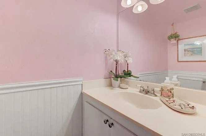 8113 Blythe Ct — Photo 13