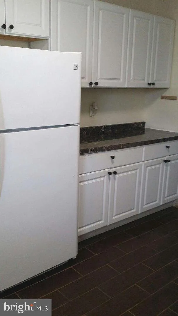 3 bed, 1.5 bath, 1484 sqft, $3,100 — Photo 4