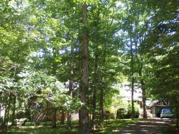 1045 Sweetens Cove Rd, South Pittsburg, TN 37380