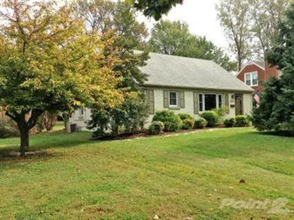 2334 Maplewood Dr, Lexington, KY 40503