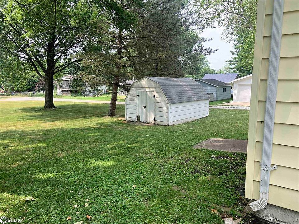 5468 Madison Ave, Burlington, IA 52601 Zillow