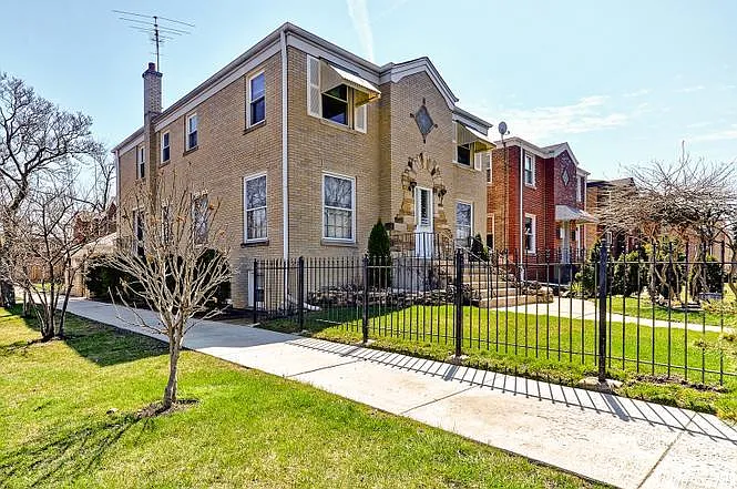 2235 N Harlem Ave — Photo 4