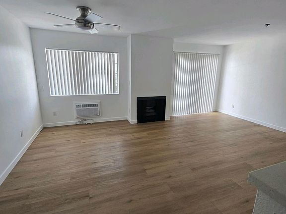 3rd image of 2332 Wellesley Ave APT 101