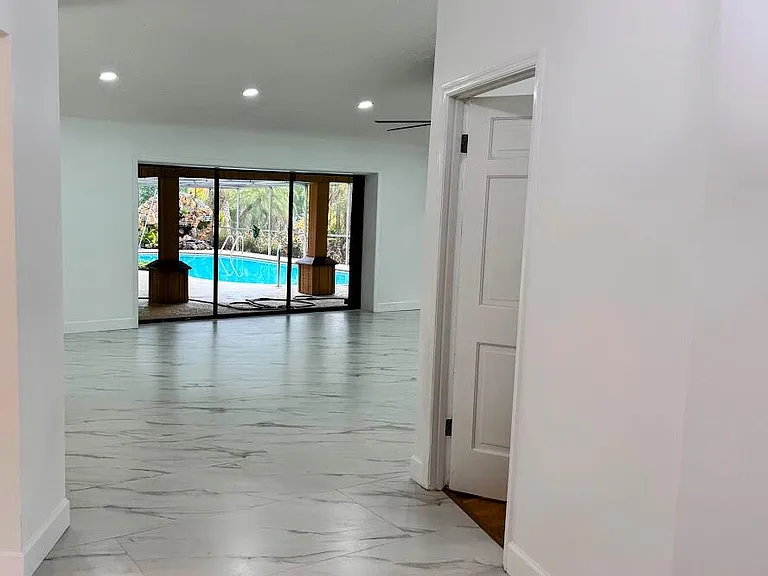 465 SE Naranja Ave — Photo 12