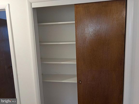 3rd image of 1540 Hermesprota Dr
