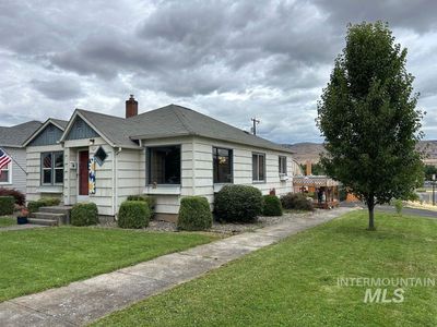 1527 13th Ave, Lewiston, ID, 83501