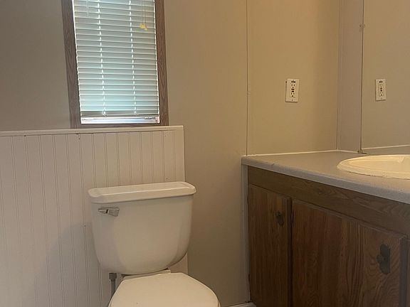 5th image of 330D Willow Bend Dr