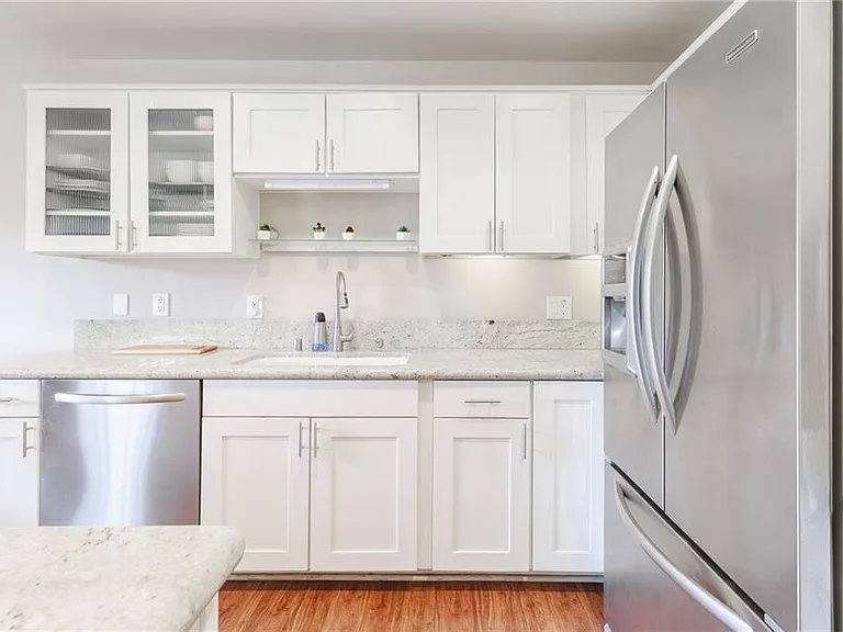 333 Junipero Ave #2B — Photo 6