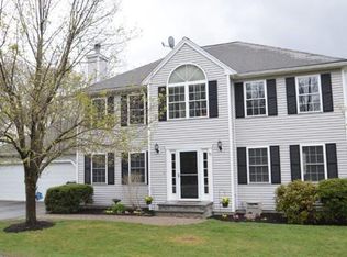 77 Worster Dr, Marlborough, MA 01752