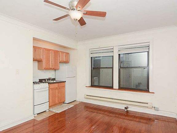 4th image of 4546 N Damen Ave APT 205