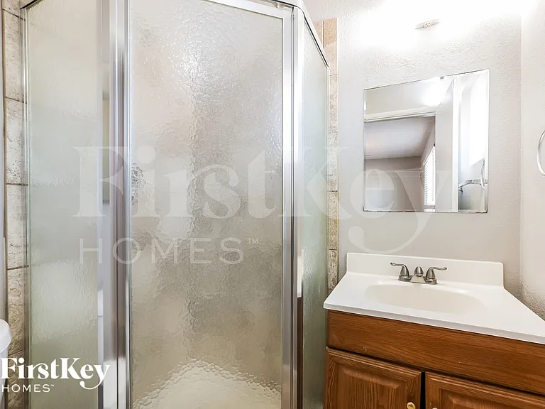 205 E Orchid Ln — Photo 10